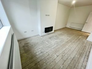 Lounge- click for photo gallery